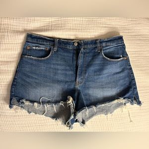 Abercrombie Cutoff Short High Rise